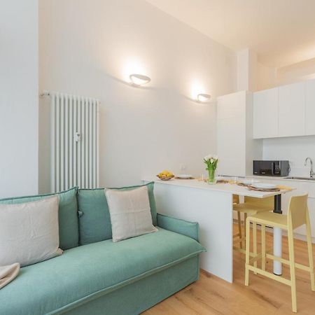 A Step From The Lake Apartment By Rent All Como Bagian luar foto