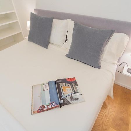 A Step From The Lake Apartment By Rent All Como Bagian luar foto