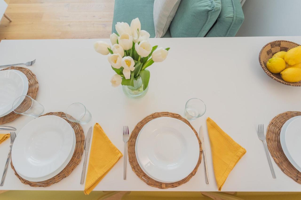 A Step From The Lake Apartment By Rent All Como Bagian luar foto