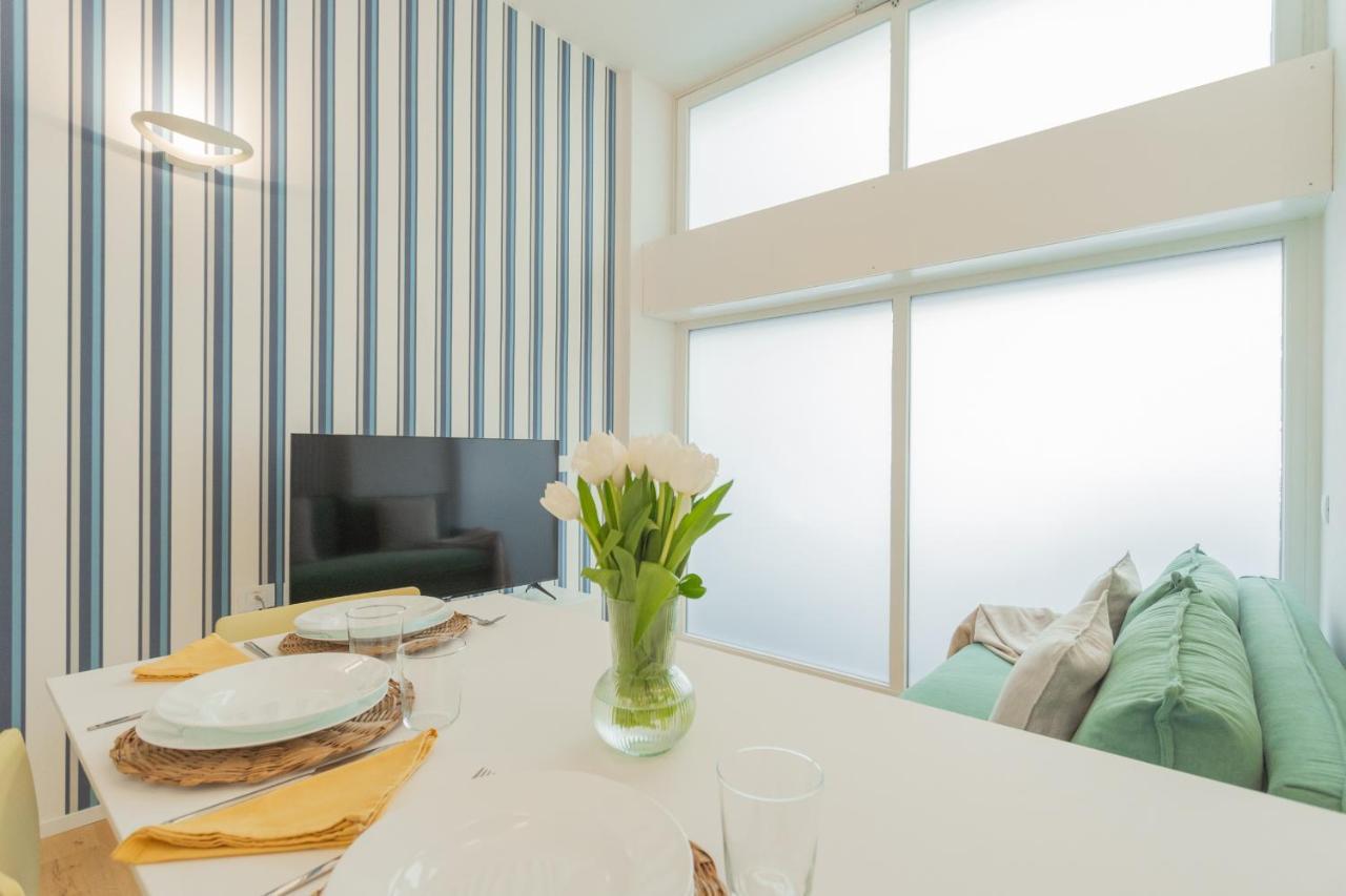 A Step From The Lake Apartment By Rent All Como Bagian luar foto